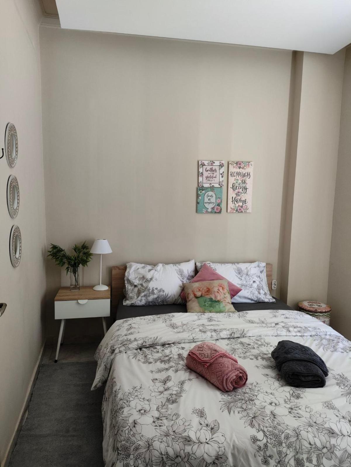Downtown Comfy Apartment Édessa Ngoại thất bức ảnh
